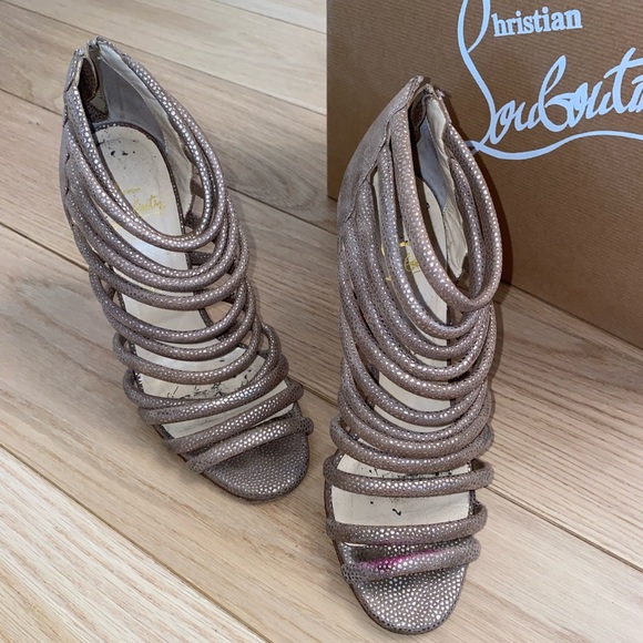 Authentic Christian Louboutin Macala 100 Baseball Gladiator Sandal Gold size 38 - Picture 2 of 12